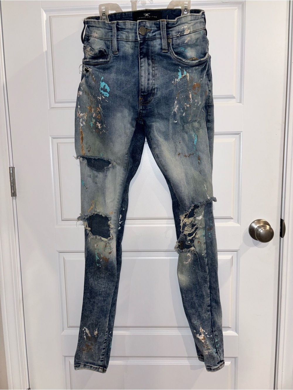 Jordan Craig Skinny Distressed Paint-Splatter Jeans in Faded Blue
